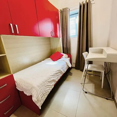 Appartement St Julian's Modern And Spacious 4 Bedroom San Ġiljan